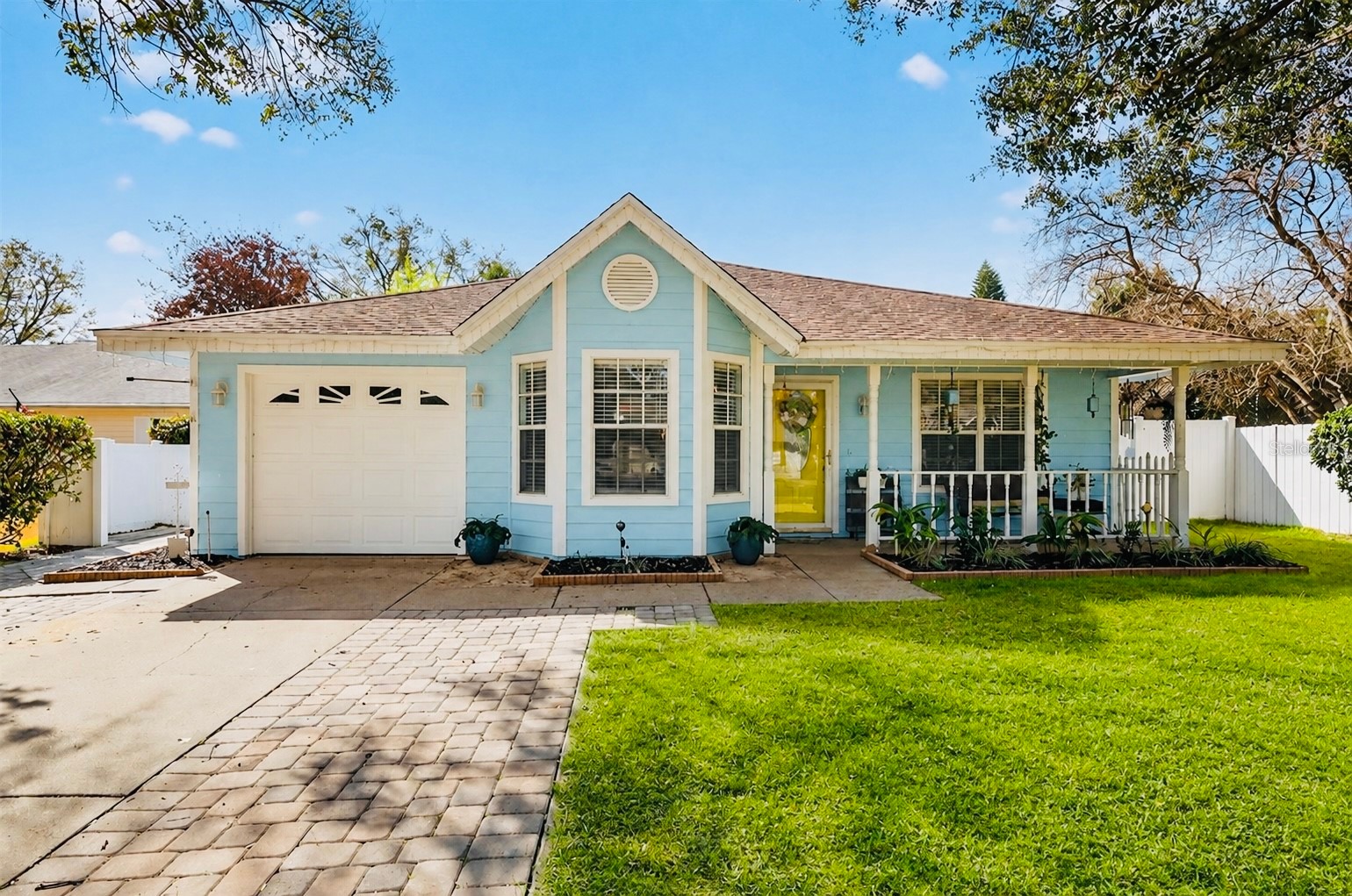 1580 DORSET DRIVE