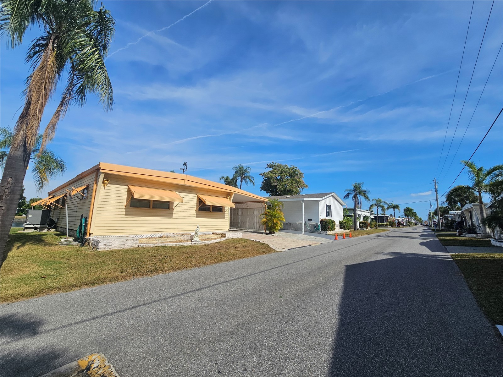 18675 US HIGHWAY 19 N 498