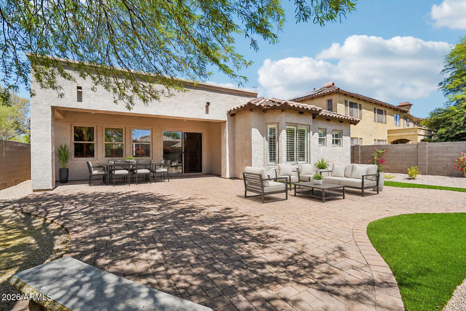 3969 E NAVIGATOR Lane, Phoenix, AZ 85050