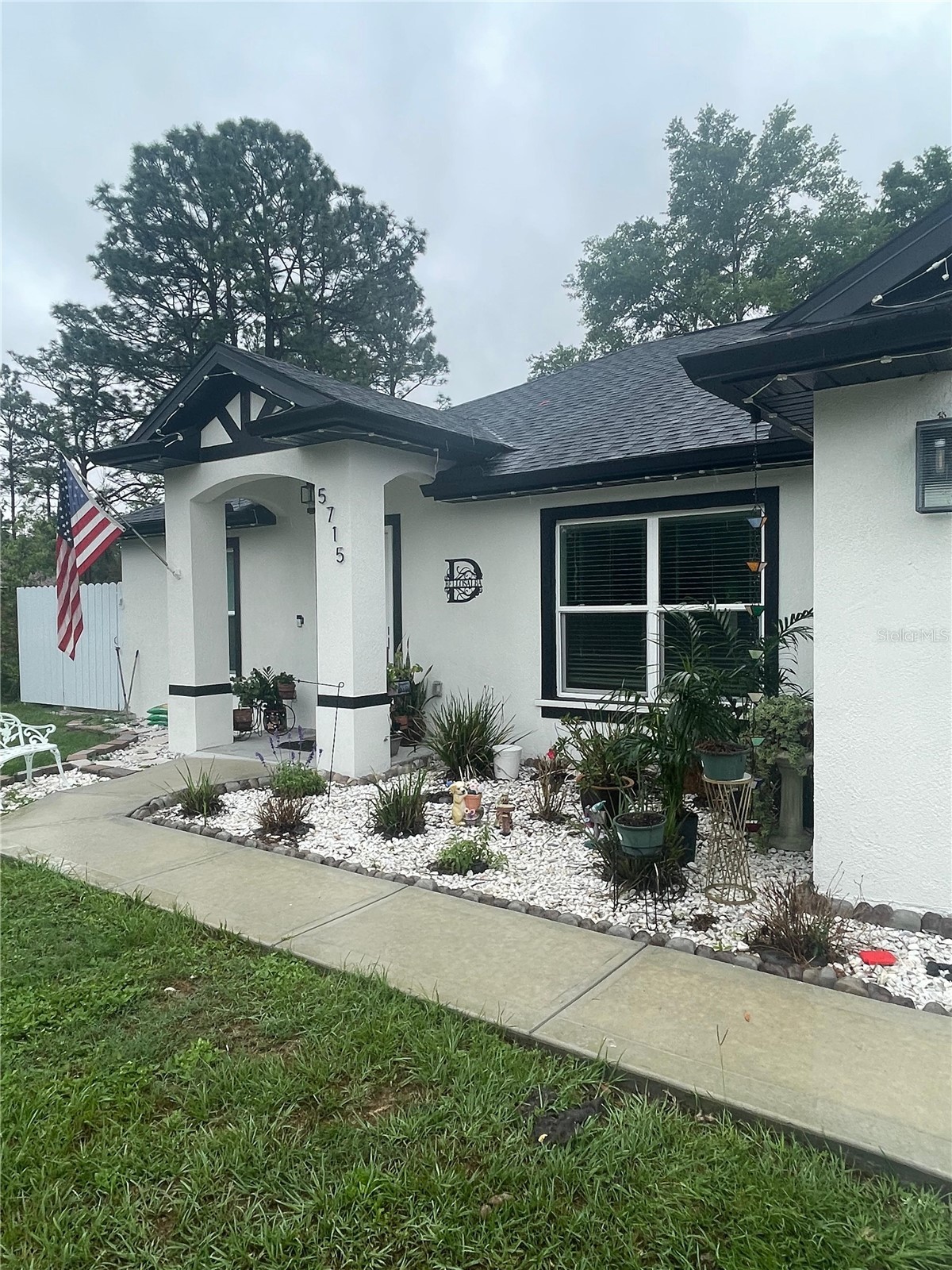 5715 SW 128TH PLACE