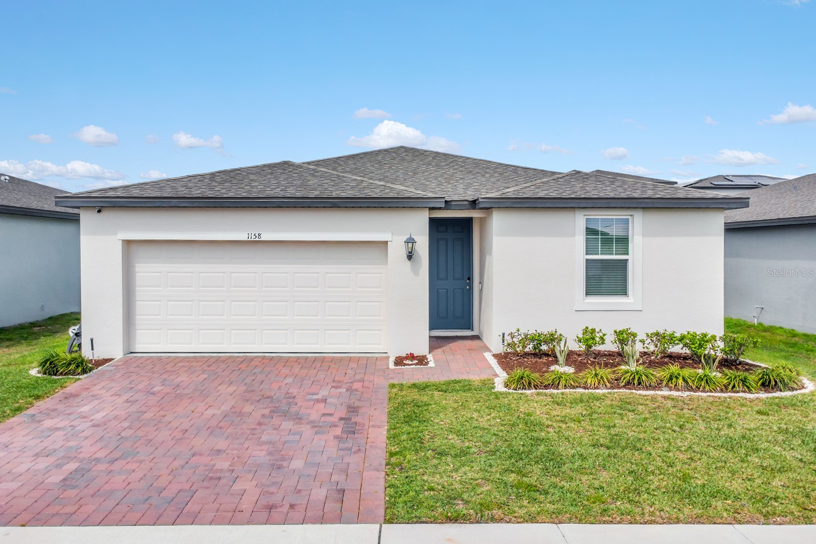 1158 FORESHORE LANE