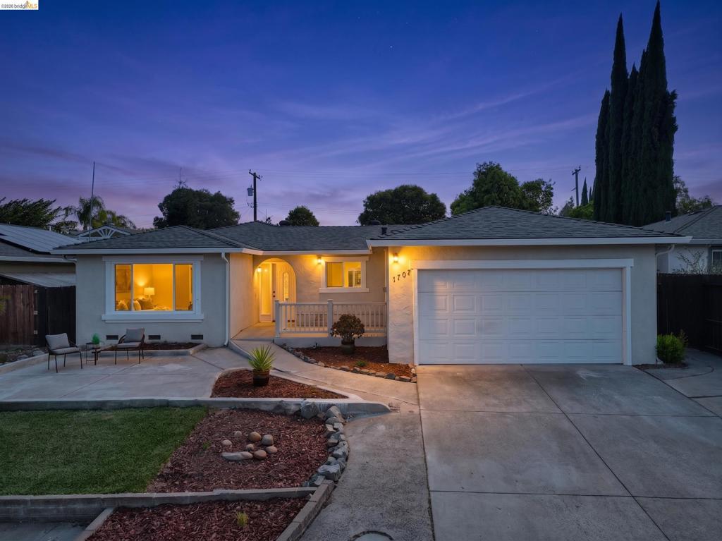 1701 Daisy Way