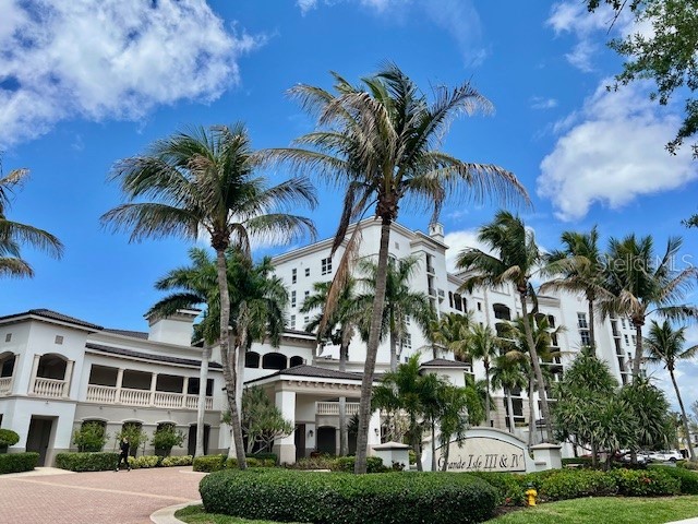 3321 SUNSET KEY CIRCLE 102