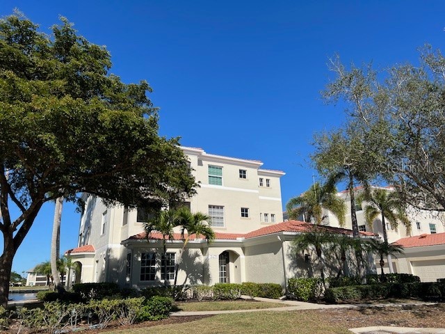 3471 SUNSET KEY CIRCLE 102