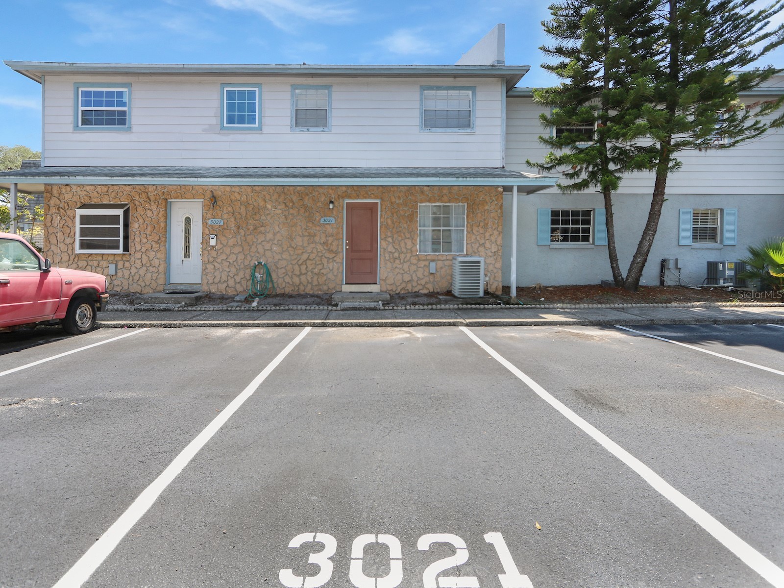 3021 AARON BURR AVENUE 3