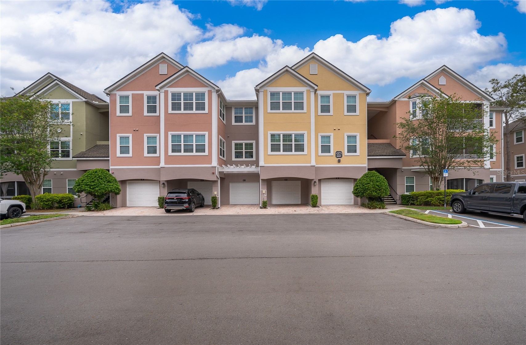6663 QUEENS BOROUGH AVENUE 208