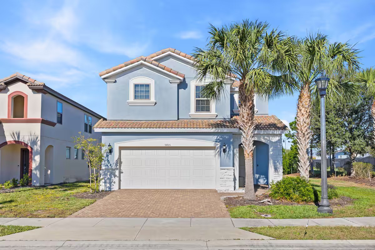 5405 MISTY OAK CIRCLE