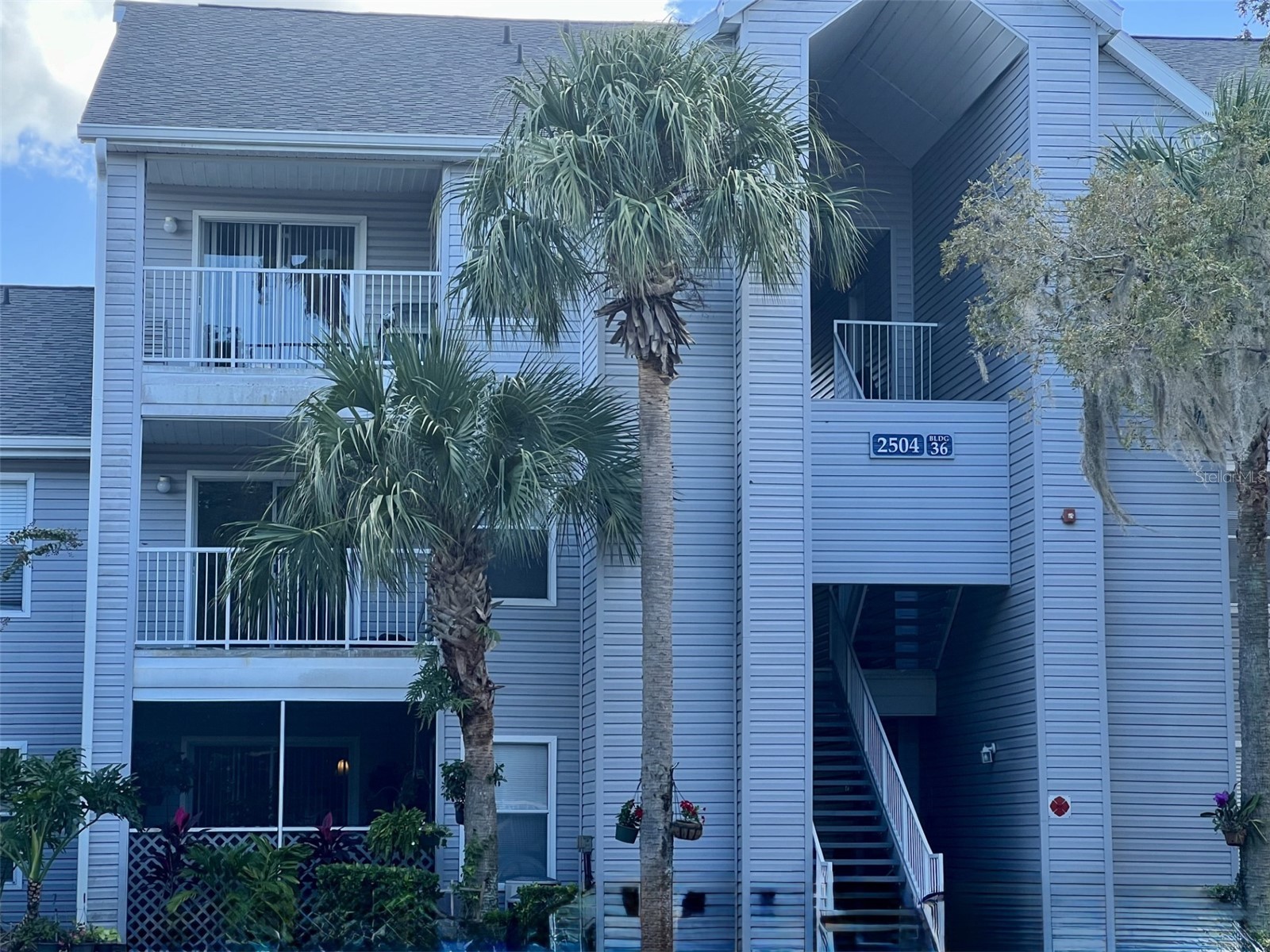 2504 GRASSY POINT DRIVE 202