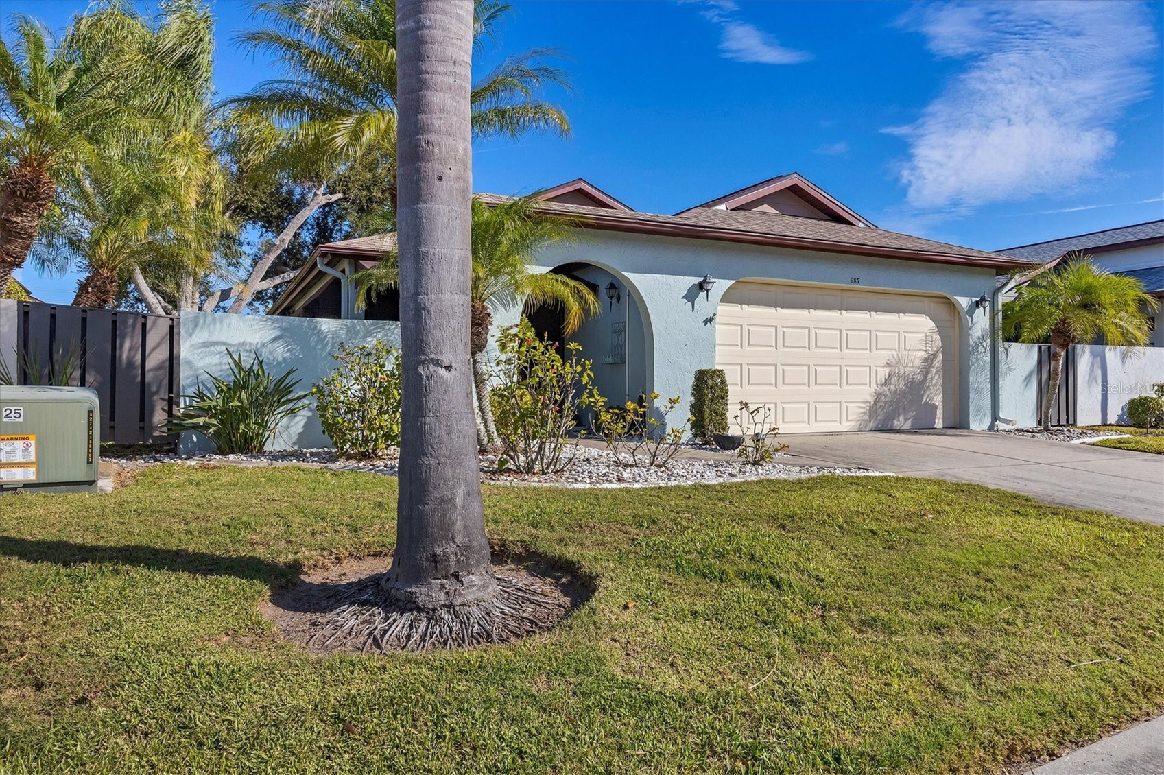 687 LINDEN DRIVE
