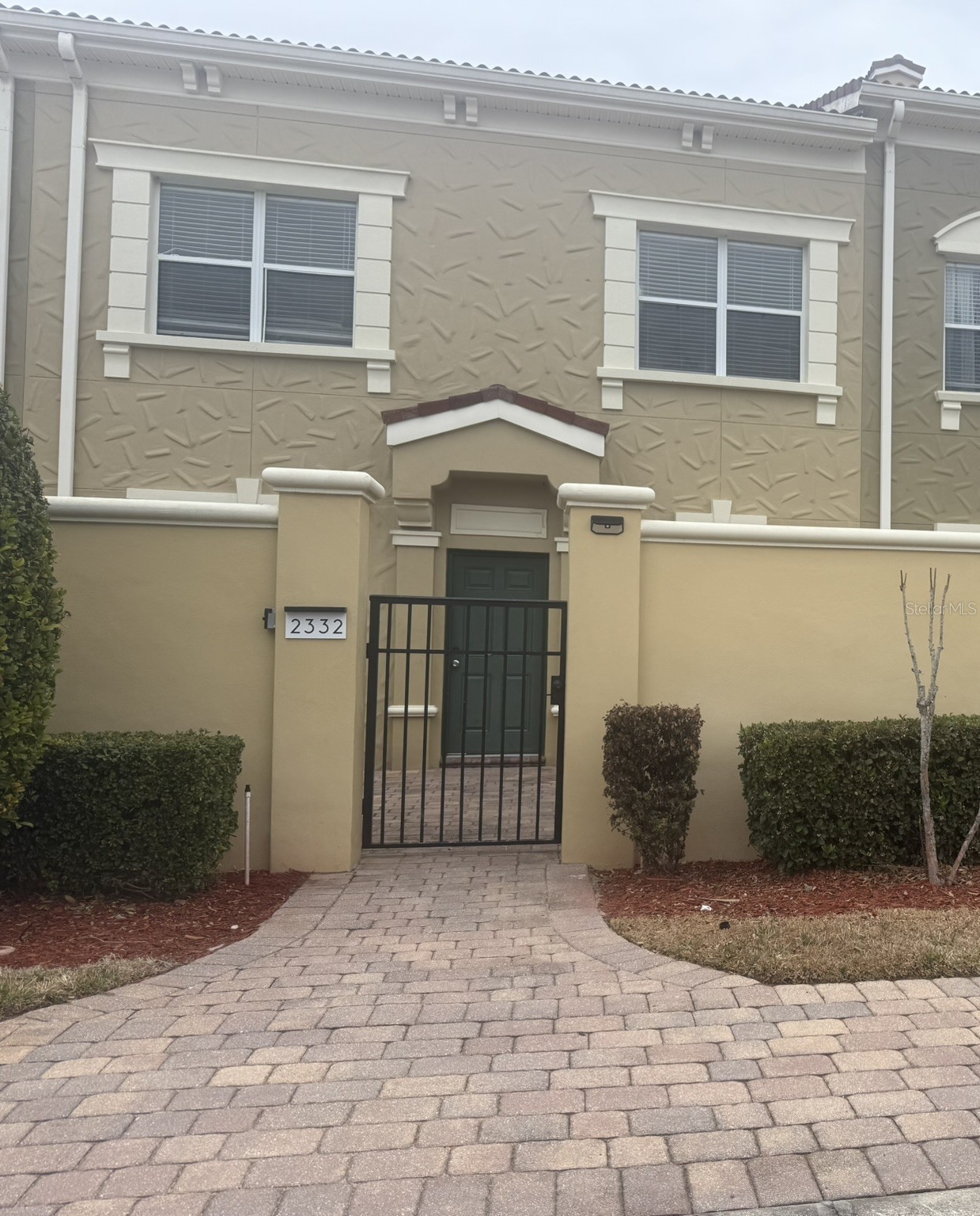 2332 BELLA VISTA DRIVE