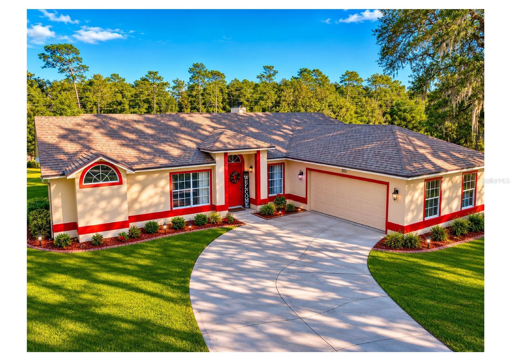 330 BONNIE LANE