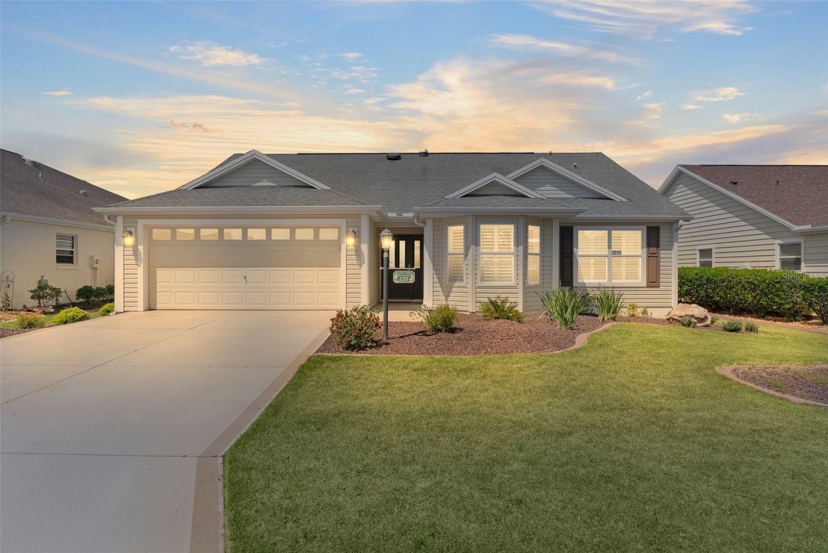 1215 WESTMORELAND LOOP