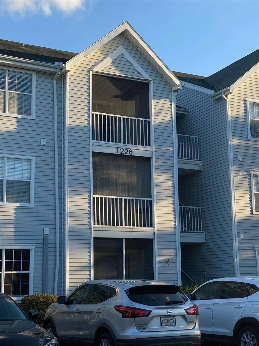 1226 BERMUDA LAKES LANE 303
