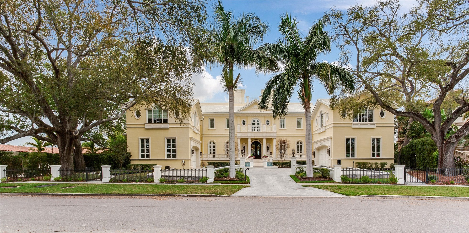 52 LADOGA AVENUE
