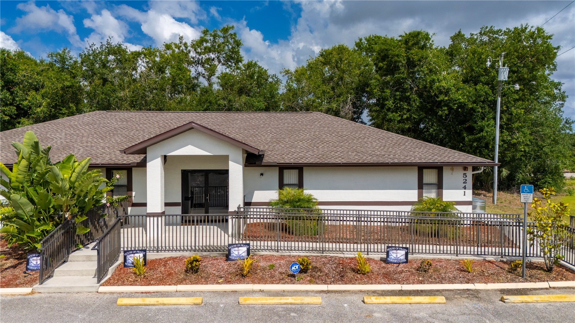 5241 SW HIGHWAY 17
