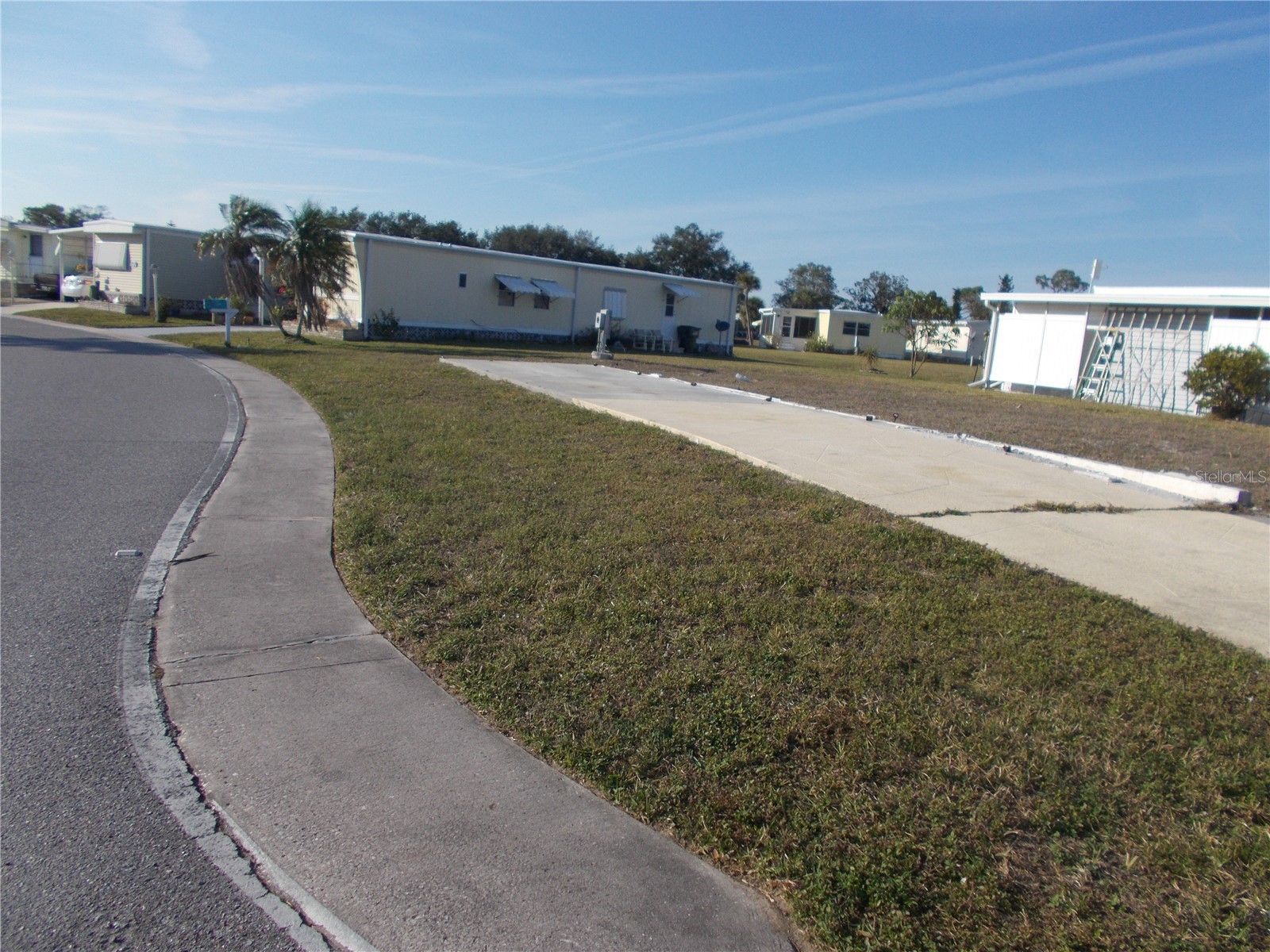 6581 CENTER LANE
