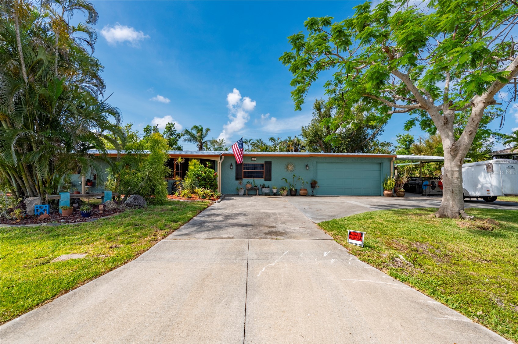 611 BONITA COURT