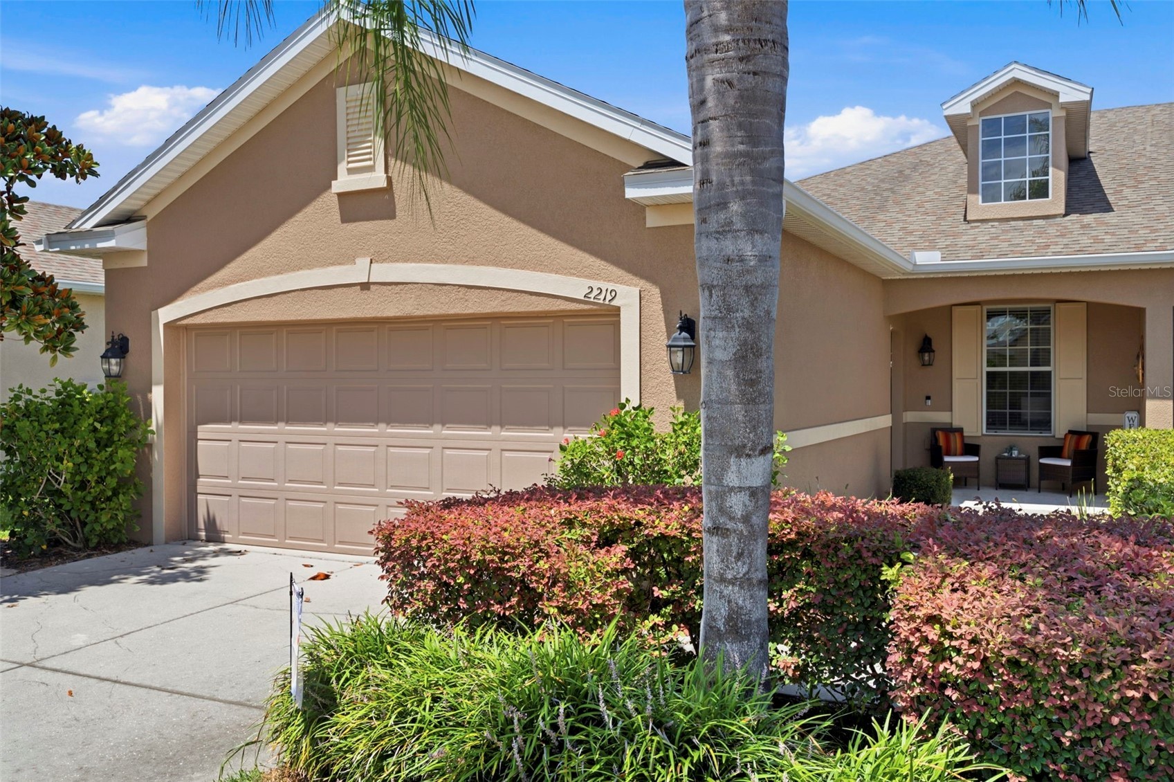 2219 PARROT FISH DR
