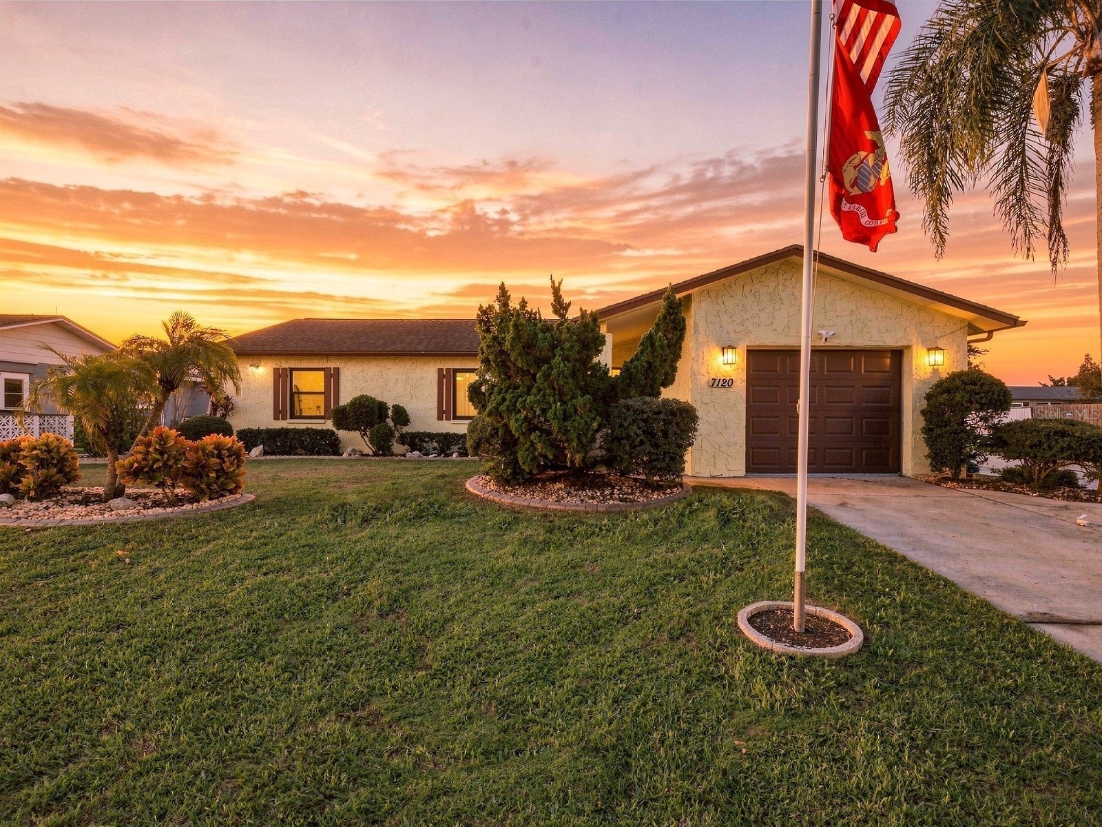 7120 CORAL REEF DRIVE