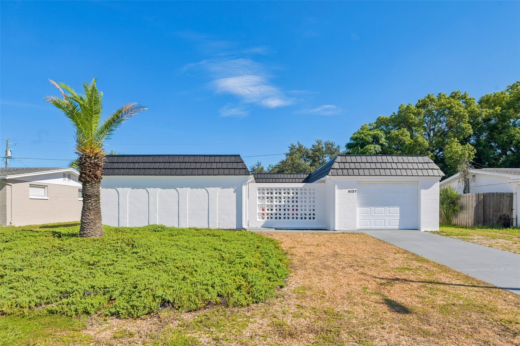 5137 MANOR DRIVE