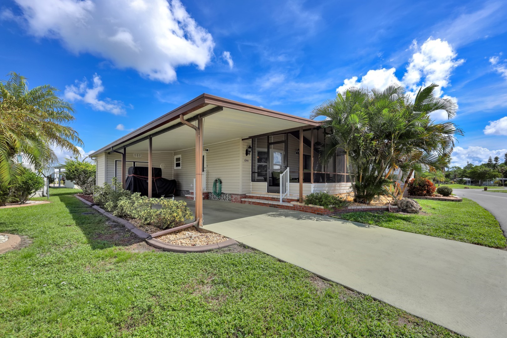 2100 KINGS HIGHWAY 644
