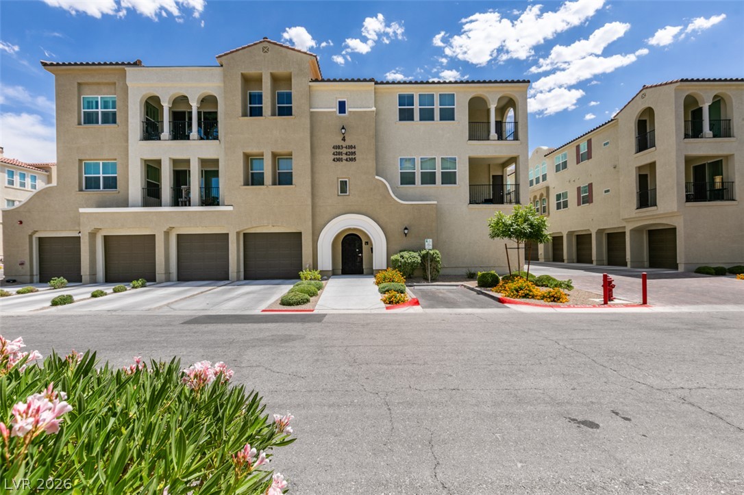 2555 Hampton Road 4104