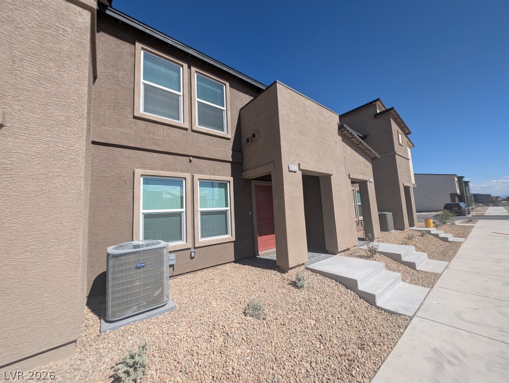 6153 Aster Garden Street