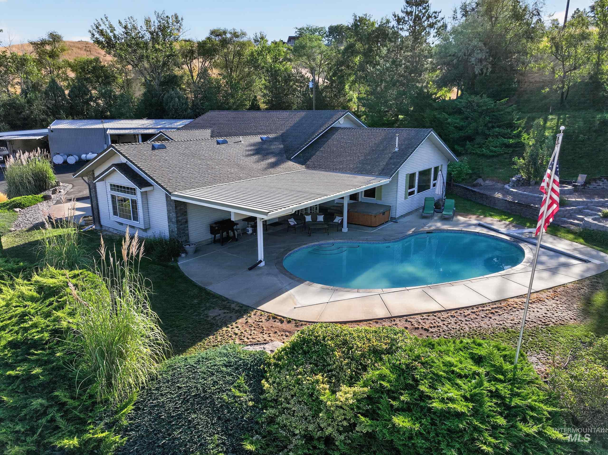 5540 Finley Rd, Fruitland ID 83619