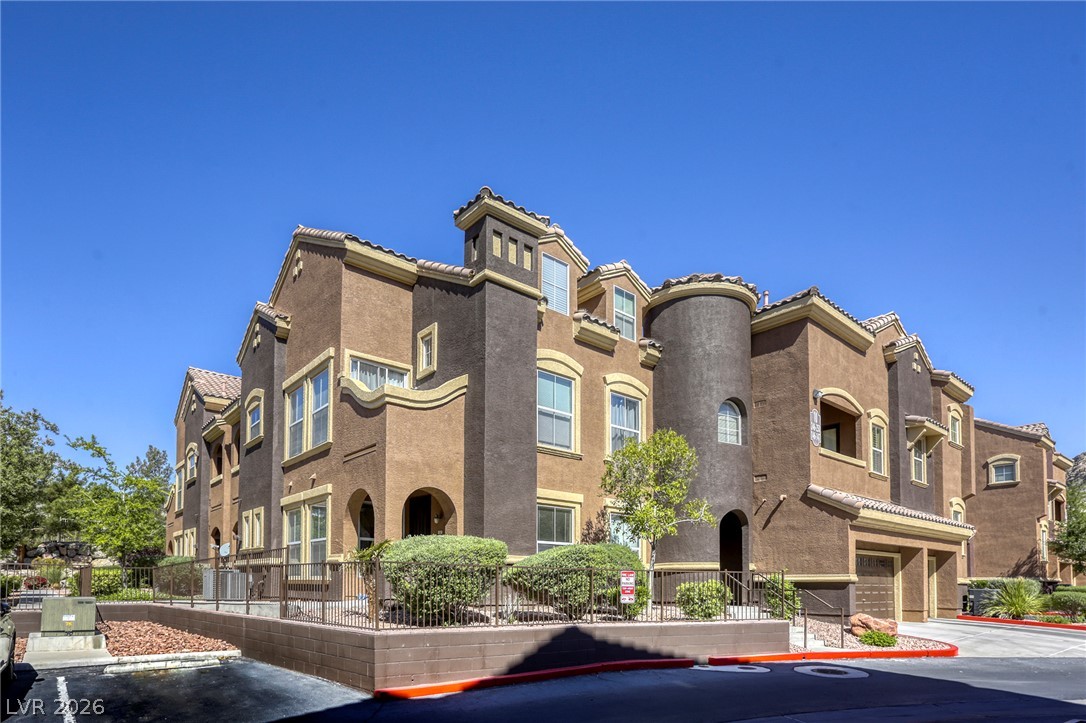 3975 North Hualapai Way 147