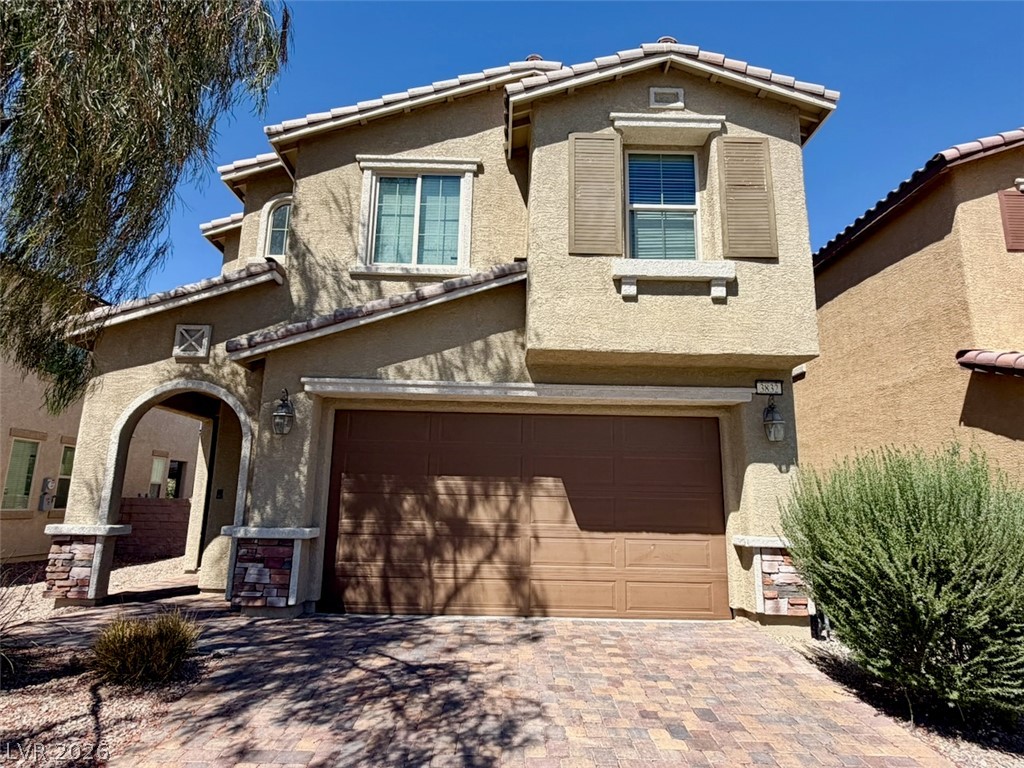 3832 Autumn America Place