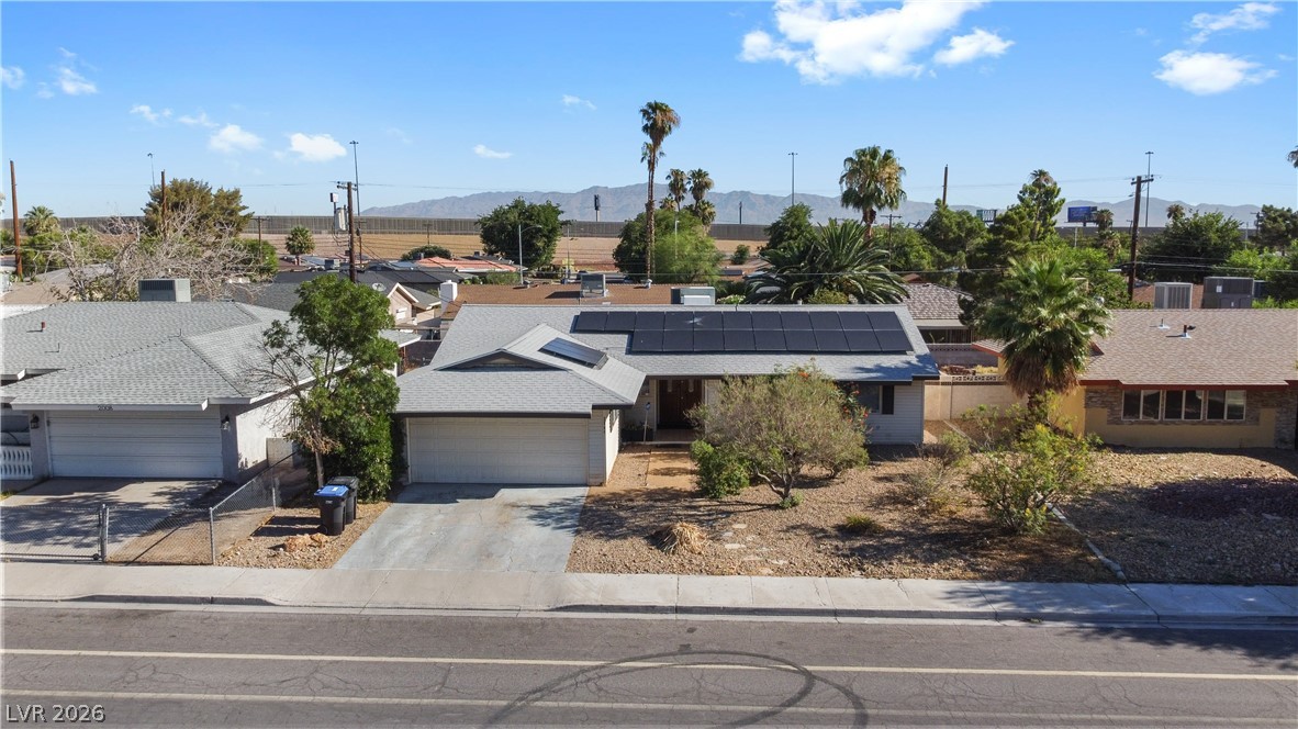 2004 West Mesquite Avenue