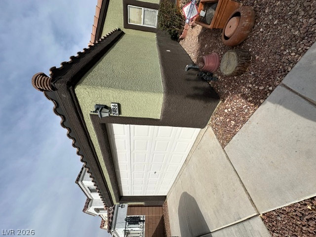 2486 Fresnal Canyon Avenue