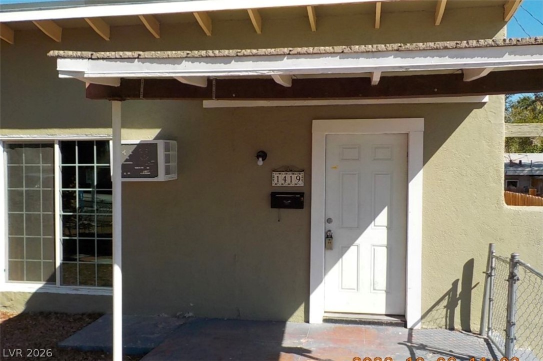 1417 Manzanita Way 1419