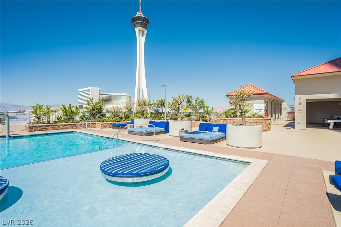 200 West Sahara Avenue 910