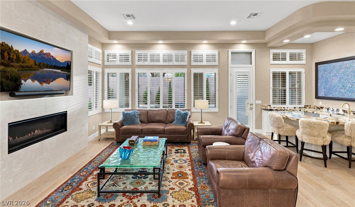 205 Aventura Street