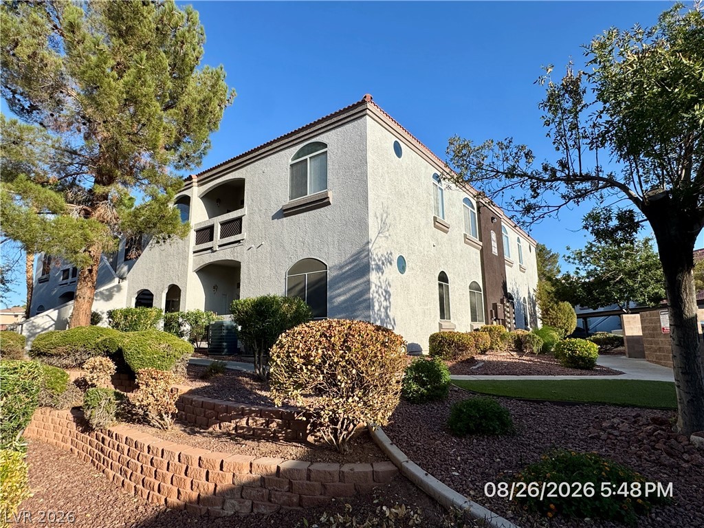 700 Carnegie Street 4822