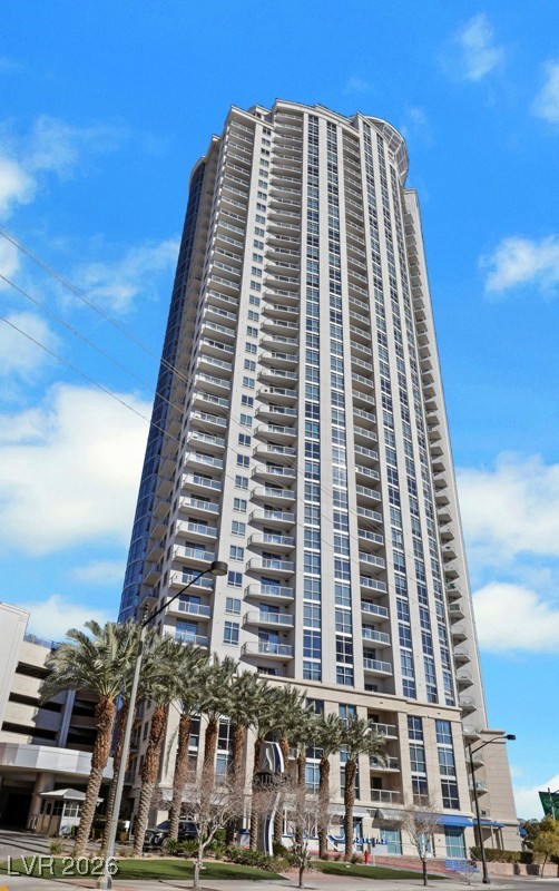 200 West Sahara Avenue 3707