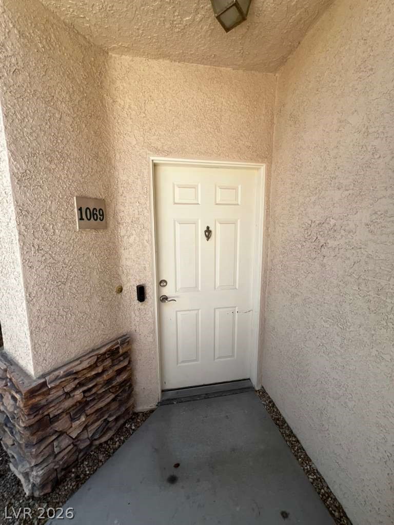 9901 Trailwood Drive 1069