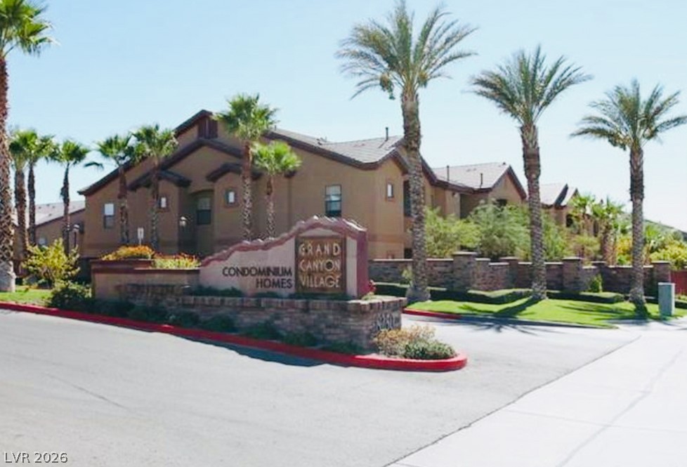 8250 North Grand Canyon Drive 1084