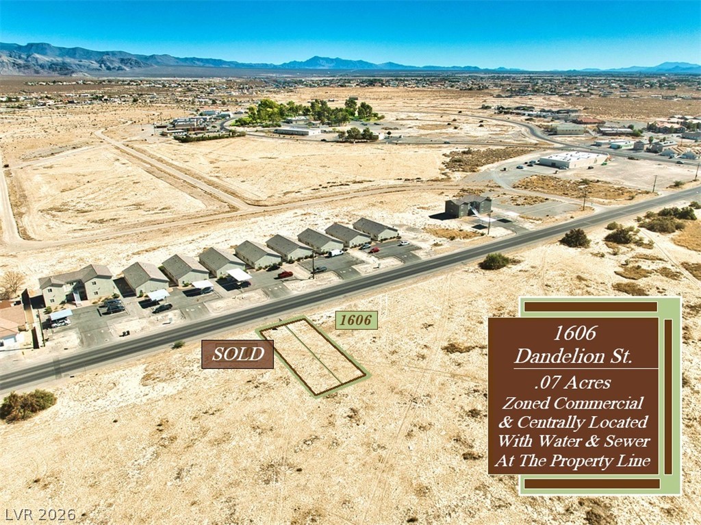 1606 South Dandelion Street