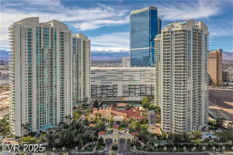 2777 Paradise 807