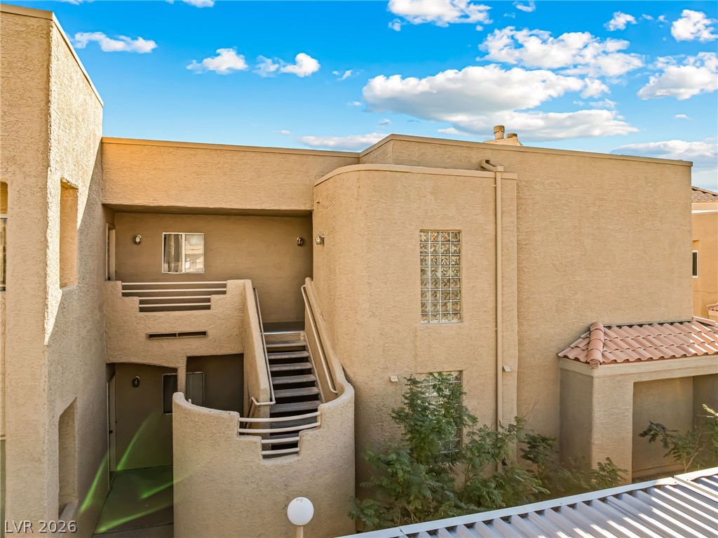 2191 Bay Club Drive 204
