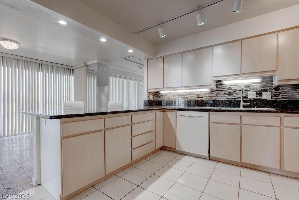 3111 Bel Air Drive 3A