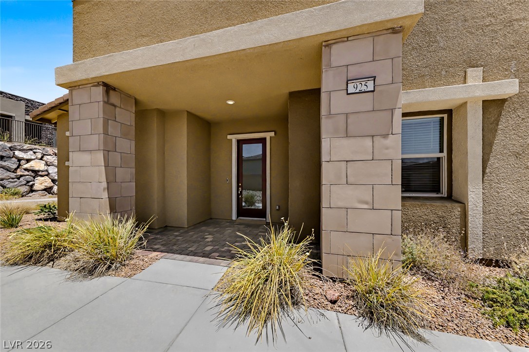 925 Allister Fields Lane