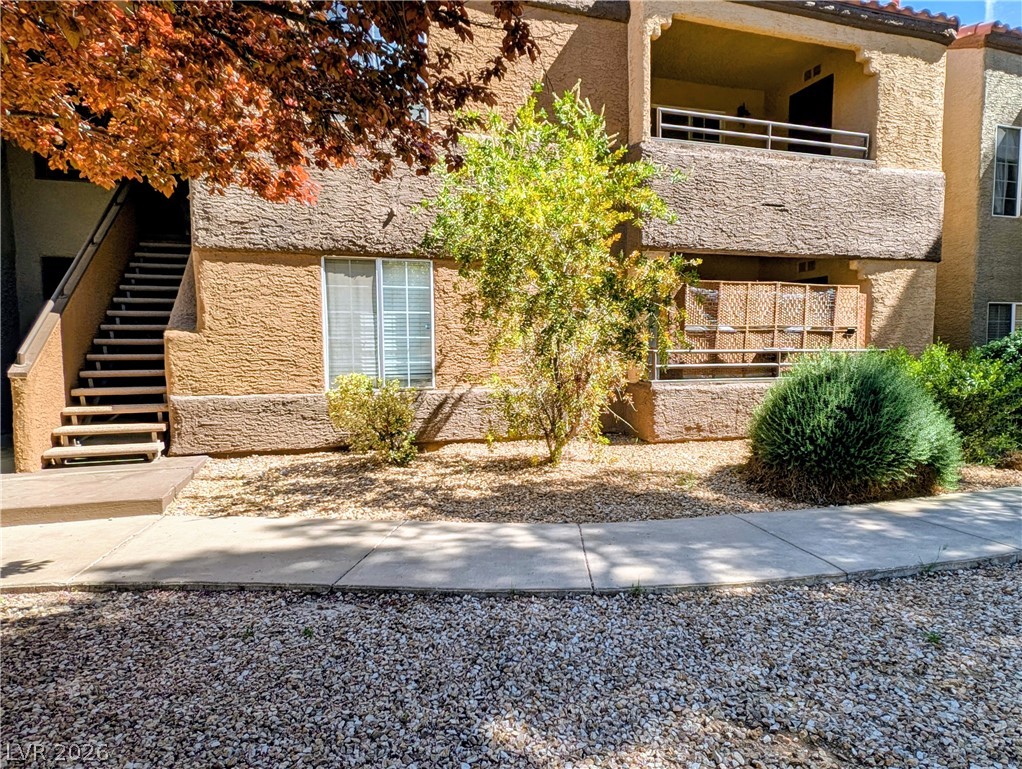 2200 South Fort Apache Road 1118