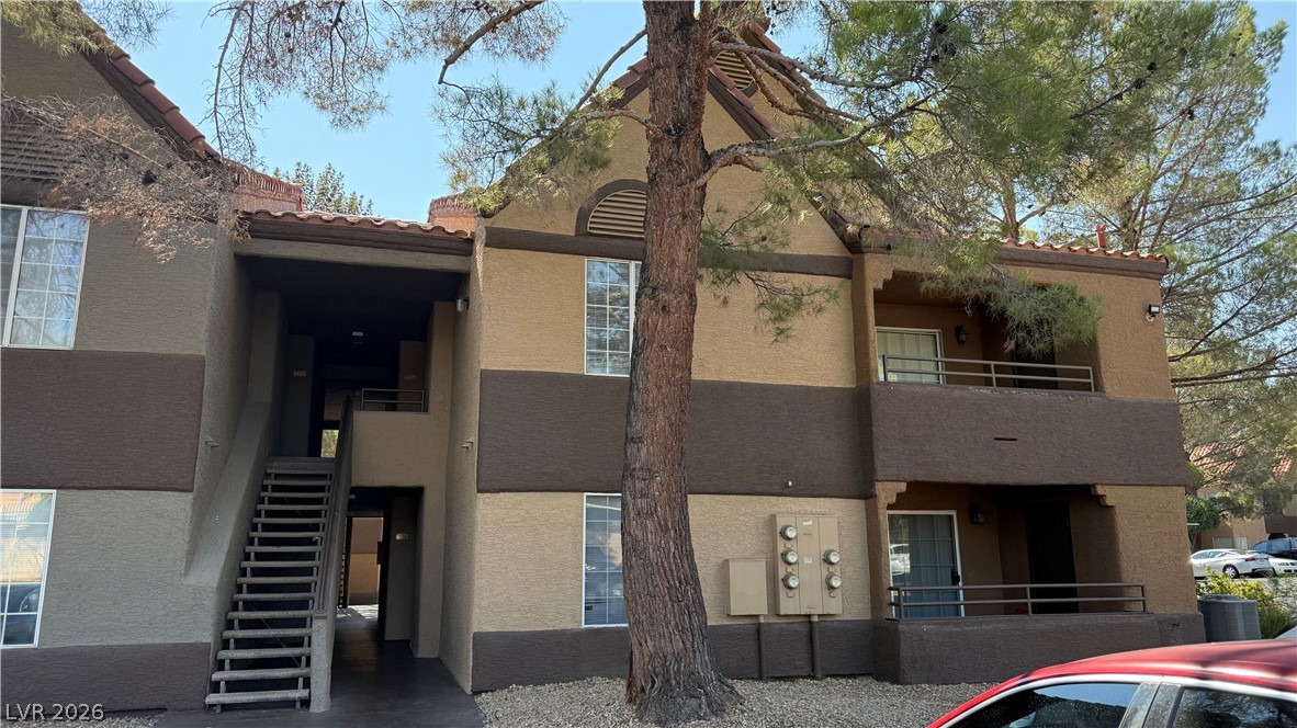 2200 South Fort Apache Road 2236