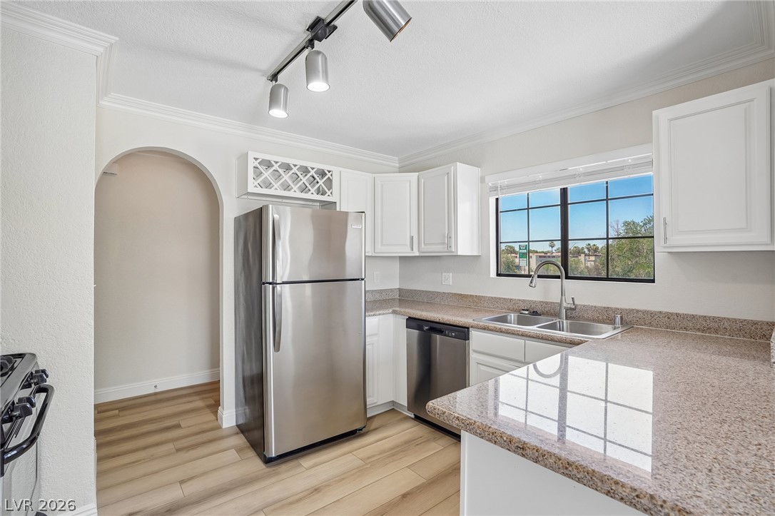 2700 North Rainbow Boulevard 2136