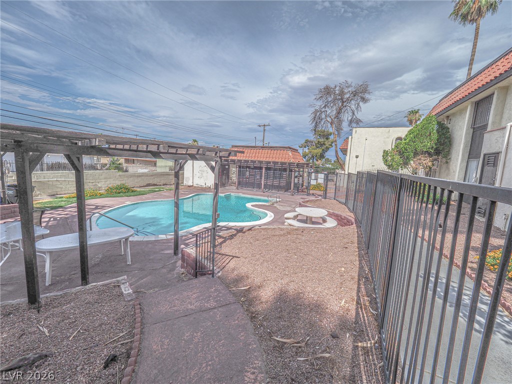 1370 Vegas Valley Drive 43
