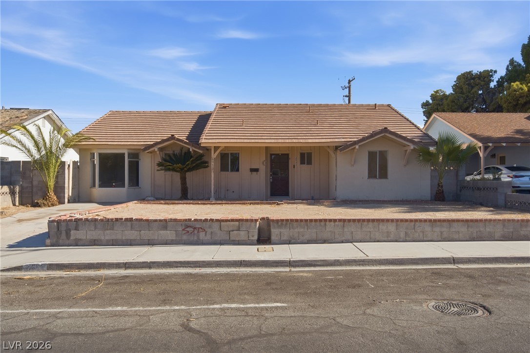 4913 Churchill Avenue
