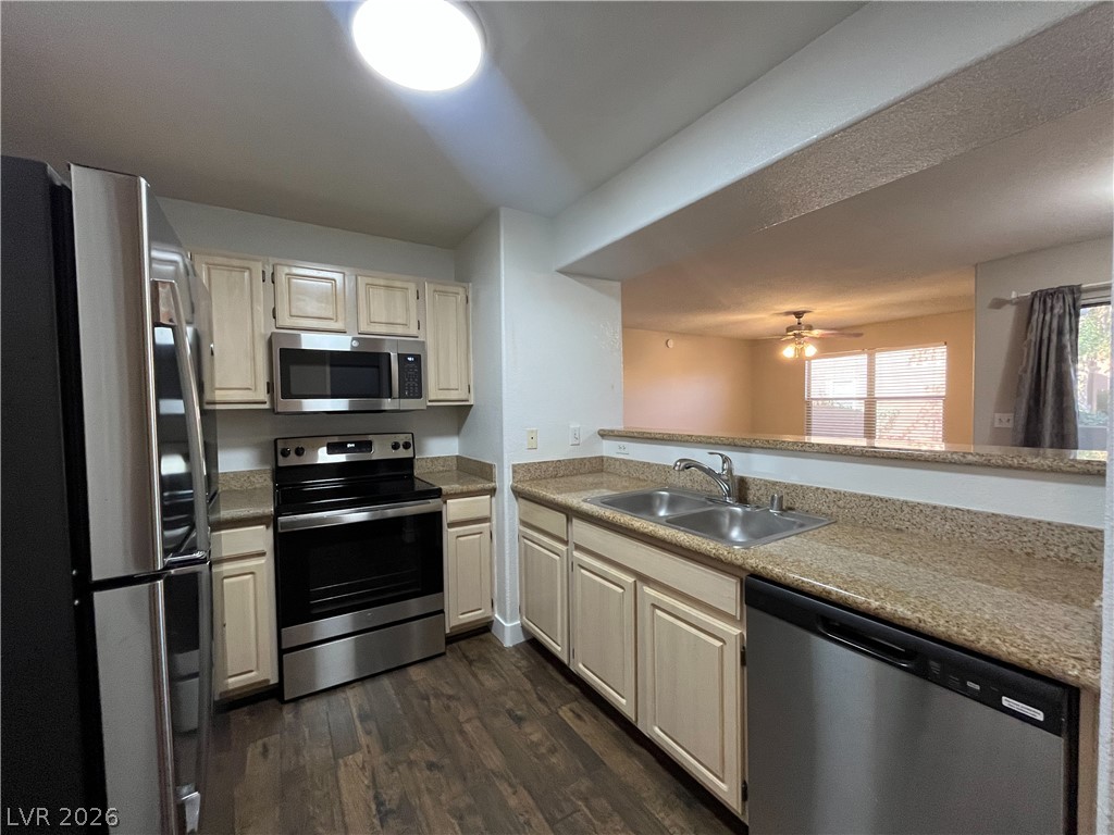 555 East Silverado Ranch Boulevard 1089